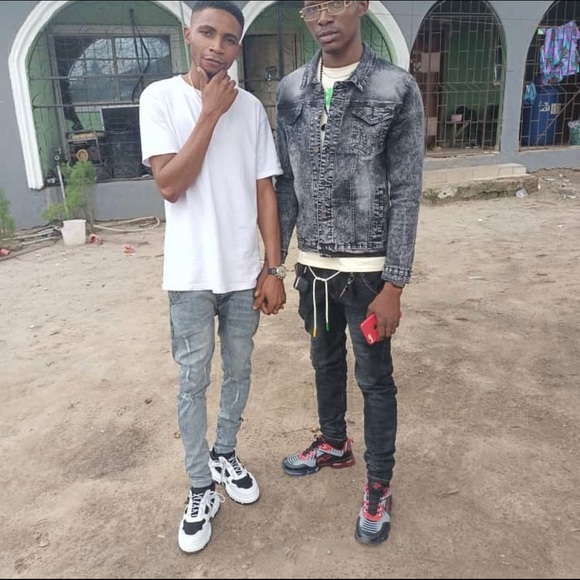 Meet your Posher, Raymond - Picture 11 of 11